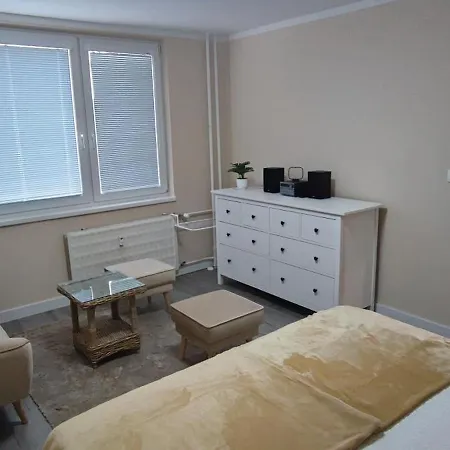 Apartament Pri Hrade